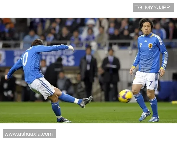 南京足球队与上海足球队赛后复盘分析双方战术意识与表现差异 南京足球队与上海足球队赛后复盘分析双方战术意识与表现差异